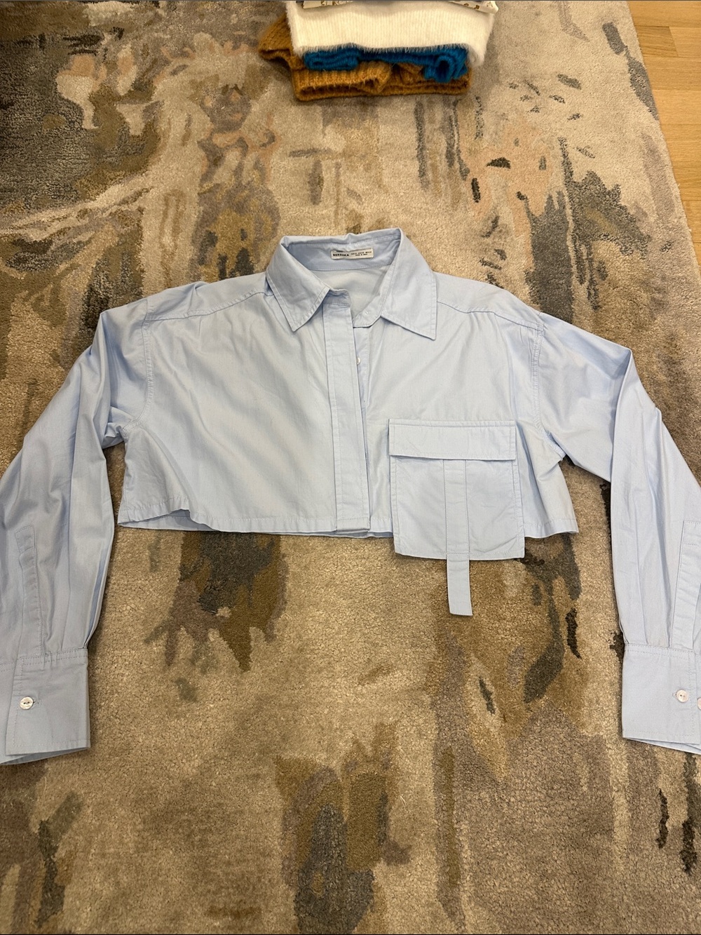 Bershka Light Blue Cropped Button-Up Blouse